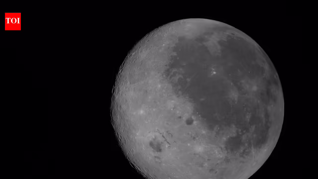 Artemis II crew honors memory of Reid Wiseman’s late wife by naming the ‘bright spot on the Moon’ after her.