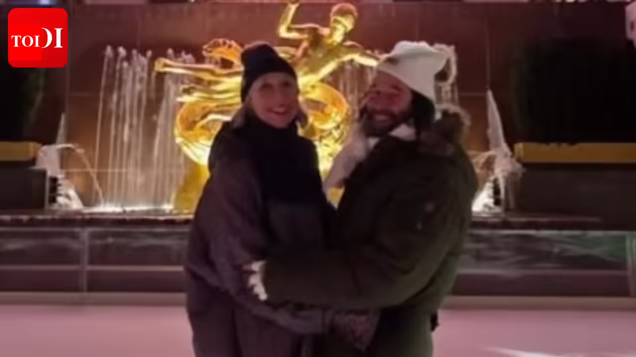 ‘Outcome’: Keanu Reeves and Alexandra Grant turn the premiere into a date night; several other stars attend the screening