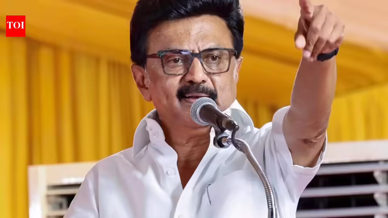 Tamil Nadu chief secretary, DGP shifted; Stalin cries foul India News