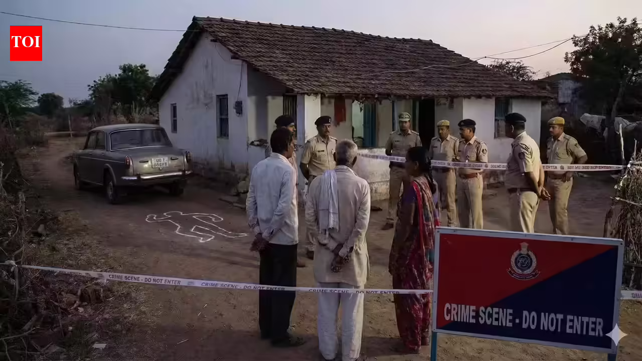 Woman ends life: UP woman ends life after killing husband with hammer; Newborn locked in house also dies. Lucknow News