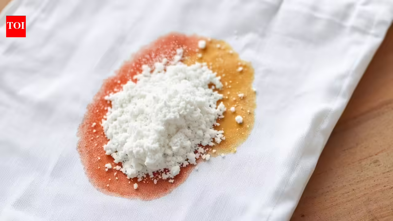The pantry rescue: How this kitchen flour saves your clothes from oil stains.