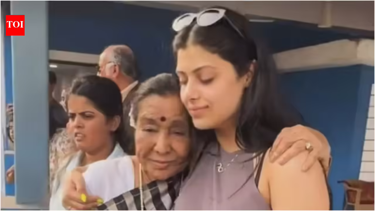 Zanai Bhosle shares heartfelt throwback moment with Asha Bhosle: ‘She celebrated life, and that’s how we’ll honor her’ |