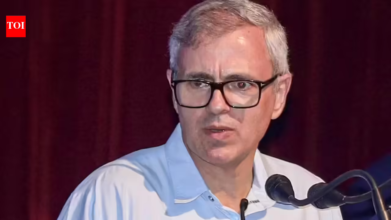 Omar refuses to cut ‘Tricolour’ ribbon, BJP says well done. India News