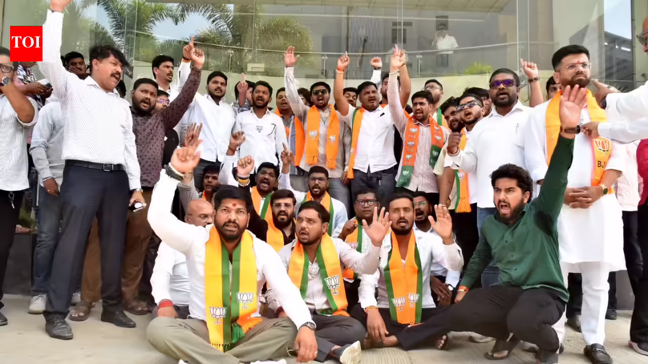 TCS Nashik scandal: Bajrang Dal, VHP announce nationwide protests on April 16–17 | Nashik News