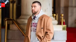 “He’s probably dying”: Travis Kelce’s NYC appearance shocks fans as his new look sparks major debate | NFL news