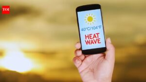 Will rain and heat disrupt your weekend plans? IMD issues thunderstorm and heat wave alerts across these Indian states.