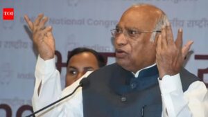 Delimitation Bill: Congress President Mallikarjun Kharge Vows to Defeat Delimitation Bill in Lok Sabha. India News
