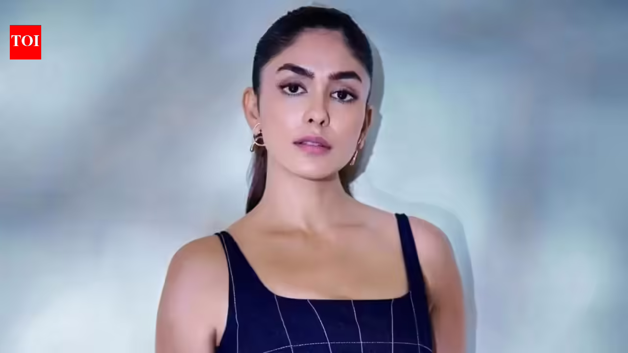 Mrunal Thakur: ‘I don’t have time to date’: ‘Dacoit’ star Mrunal Thakur shuts down dating rumors with Dhanush | Telugu Movie News