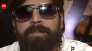 Haryanvi singer Masoom Sharma says ‘mujhe regret hai’ for obscene remarks at college event.