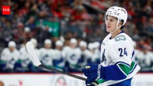 Vancouver Canucks rookie Zeev Buium discusses his NHL debut season growth while Kevin Bieksa highlights elite future potential | nhl news