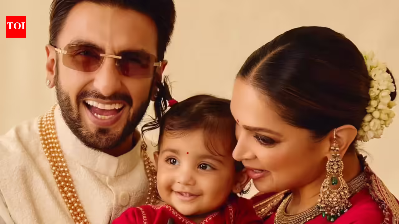 Throwback: When Deepika Padukone and Ranveer Singh revealed daughter Dua’s face for the first time to fans. Hindi Movie News