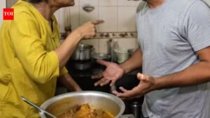 Maharashtra couple fight over half-cooked mutton, woman later kills herself. Nagpur News