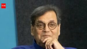 Subhash Ghai shares Gulzar’s wisdom on poetry: “It comes from the soul, not AI”: A tribute to timeless creativity | Hindi Movie News