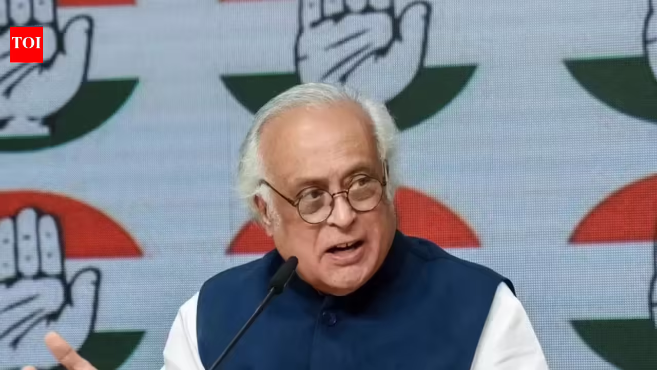 ‘Setback for Modi’s foreign policy’: Congress takes on Center over US-Iran talks with a ‘dalal’ remark. India News