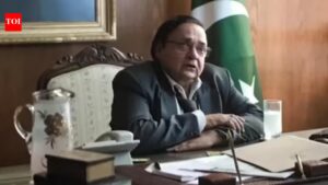 Rakesh Bedi refused to work with Aditya Dhar as he was a new director during ‘Uri’, his daughter convinced him. Hindi Movie News