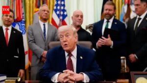 US seizes Iranian ship but both sides say Pakistan talks on