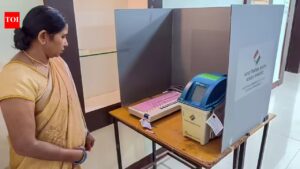 CEC holds review meeting for first-phase polling in Bengal. India News