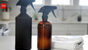 Vinegar and hydrogen peroxide can be a powerful cleaning duo: Here’s how to use them safely to clean household items