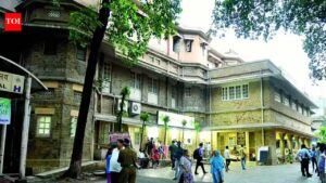 To tackle patient load, KEM hosp seeks 42-storey tower with helipad. Mumbai News