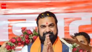 Govt revokes suspension of over 200 revenue employees. Patna News