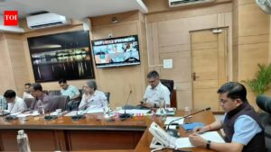 UPPCL admits 2-hr reconnection norm not met in 1.9L smart prepaid meters. Lucknow News