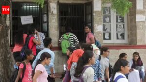 Students flag safety gaps in buses, RU campus | Jaipur News