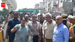 Delhi CM Rekha Gupta Takes Swift Action to Address Waterlogging Issues in Azadpur. India News