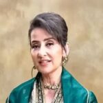 Manisha Koirala gives a sneak peek into ‘morning ritual’ of her aging parents. Hindi Movie News