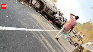 Valparai ghat road accident death toll rises to 10. Coimbatore News