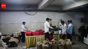 Bar Council polls hit by chaos, voting canceled at four Raj centres. Jaipur News