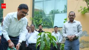Earth Day celebrated at UPPCB headquarters. Lucknow News