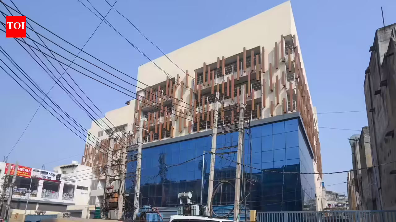 3 months gone after launch, no operator yet to run Sadar Bazar multilevel parking | Gurgaon News