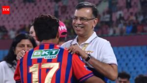 IPL 2026: Sanjeev Goenka-Rishabh Pant hug sparks ‘fake smile’ debate after LSG’s loss. cricket news