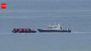 UK signs £650m deal with France to stop illegal migrants crossing English Channel in small boats