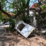 7.6k house extensions cleared from roads in 5 days, Gurgaon DLF phases top violations | Gurgaon News