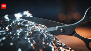 Why cutting aluminum foil isn’t actually sharpening your scissors |