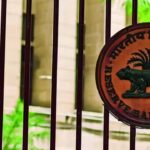 Share of bank credit in total resources flow rises to 65%