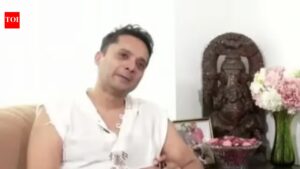 Asha Bhosle stayed curious even at 92, says grandson; Legendary singer’s love for learning and AI amazes fans. Hindi Movie News