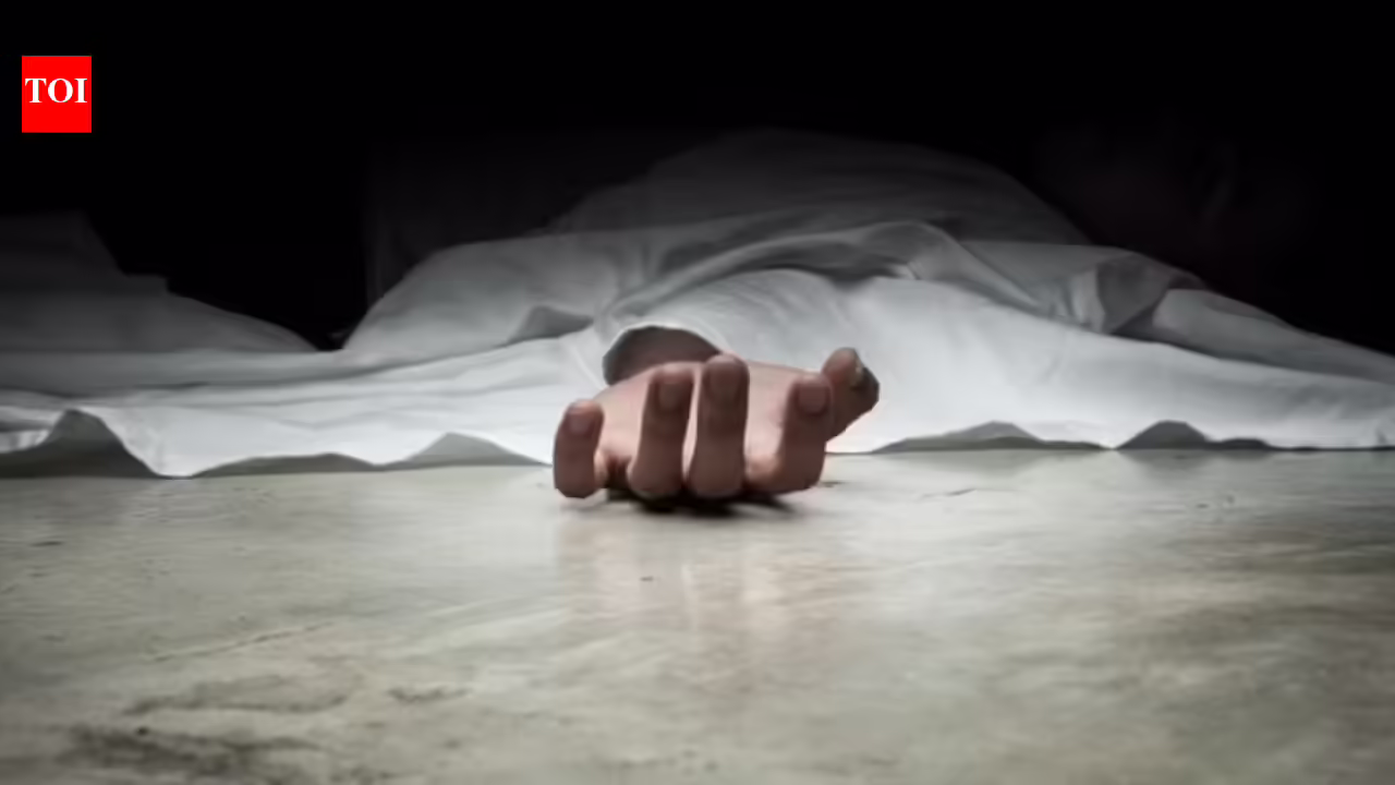 29-year-old found dead in flat, overdose of sexual enhancement pills suspected. Gurgaon News