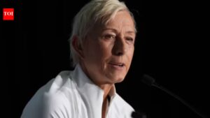 “The men remain upfront”- Fans slam NCAA champions Georgia women tennis team’s White House visit as Donald Trump shakes hands only with the male support staff | International Sports News