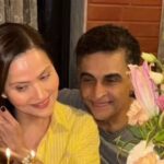 Mohnish Bahl, Aarti Bahl celebrate 34th anniversary, share loved-up moments from celebration | Hindi Movie News