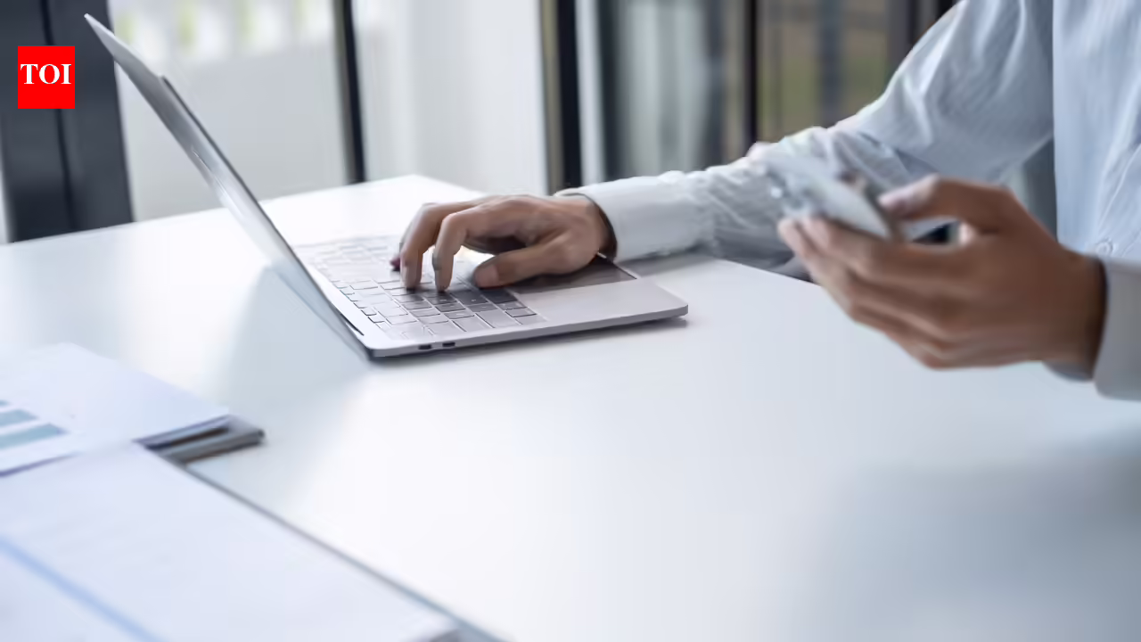 63% feel burned out weekly: How Americans are withdrawing from work