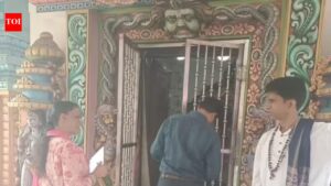 Temple burgled in Kendrapada village, robbers decamp with gold, silver, cash. Bhubaneswar News