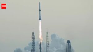 Blue Origin’s New Glenn rockets whose photos Jeff Bezos shared and Elon Musk congratulated ‘failed to deliver its mission’ minutes later