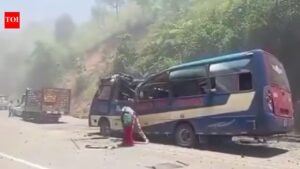 Bomb attack kills 14, injures 38 in Colombia weeks before presidential election