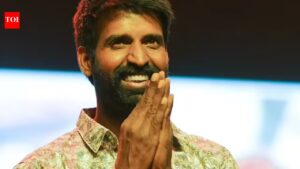 Soori shares emotional BTS moments and thanks team as ‘Mandadi’ coastal schedule wraps up shooting concludes – Watch | Tamil Movie News