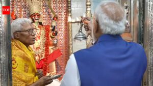 With prayers at Kali temple, Modi counters TMC veg claim. India News