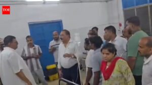 7-year-old dies, 18 hospitalized after eating golgappa, chaat in Jharkhand Ranchi News