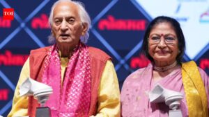 Lokmat Sur Jyotsna Awards pay tribute to classical music; Sumitra Guha, Laxman Pandit honored | India News
