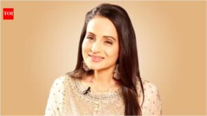 Ameesha Patel: ‘Ye to Tara Singh ki amanat hai’: Ameesha Patel recalls how a crowd stopped Bobby Deol from hugging her during ‘Humraaz’ shoot. Hindi Movie News